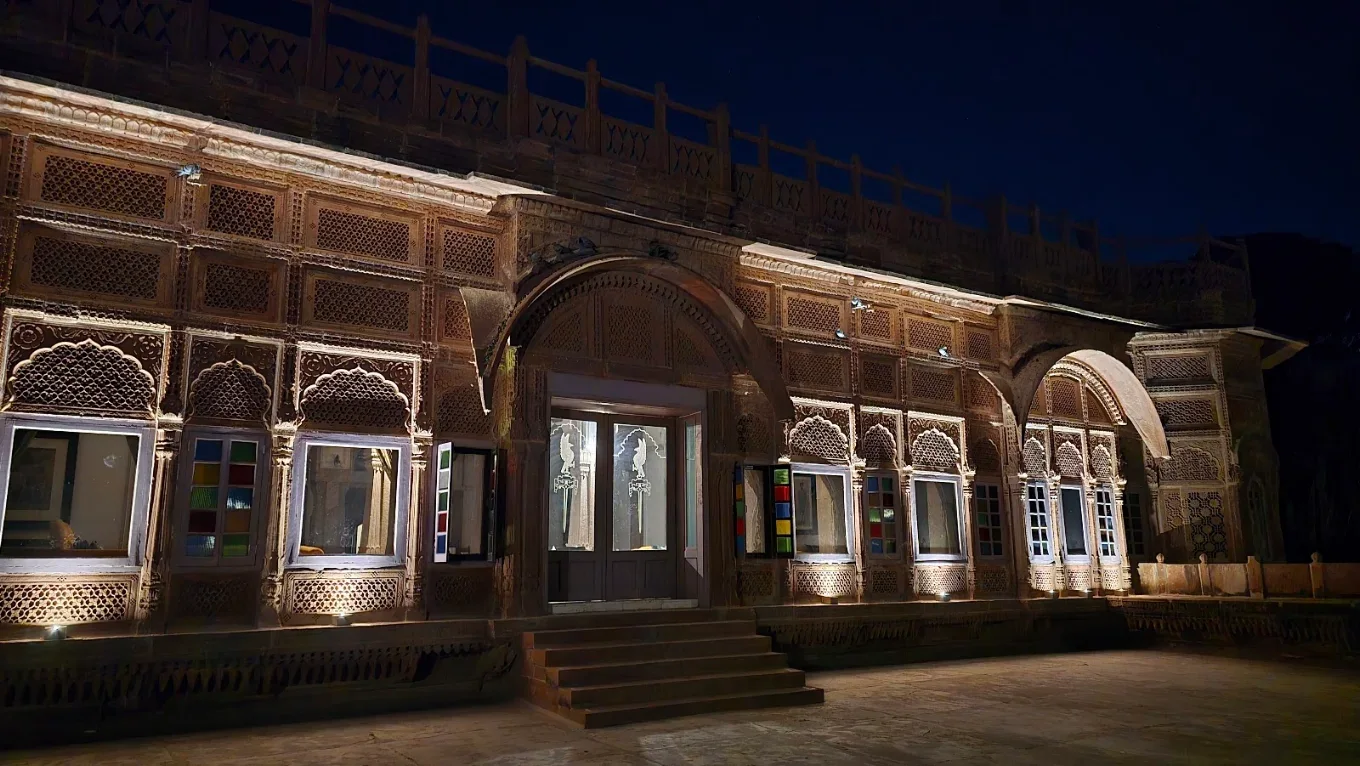WelcomHeritage Bal Samand Lake Palace Wedding Venues